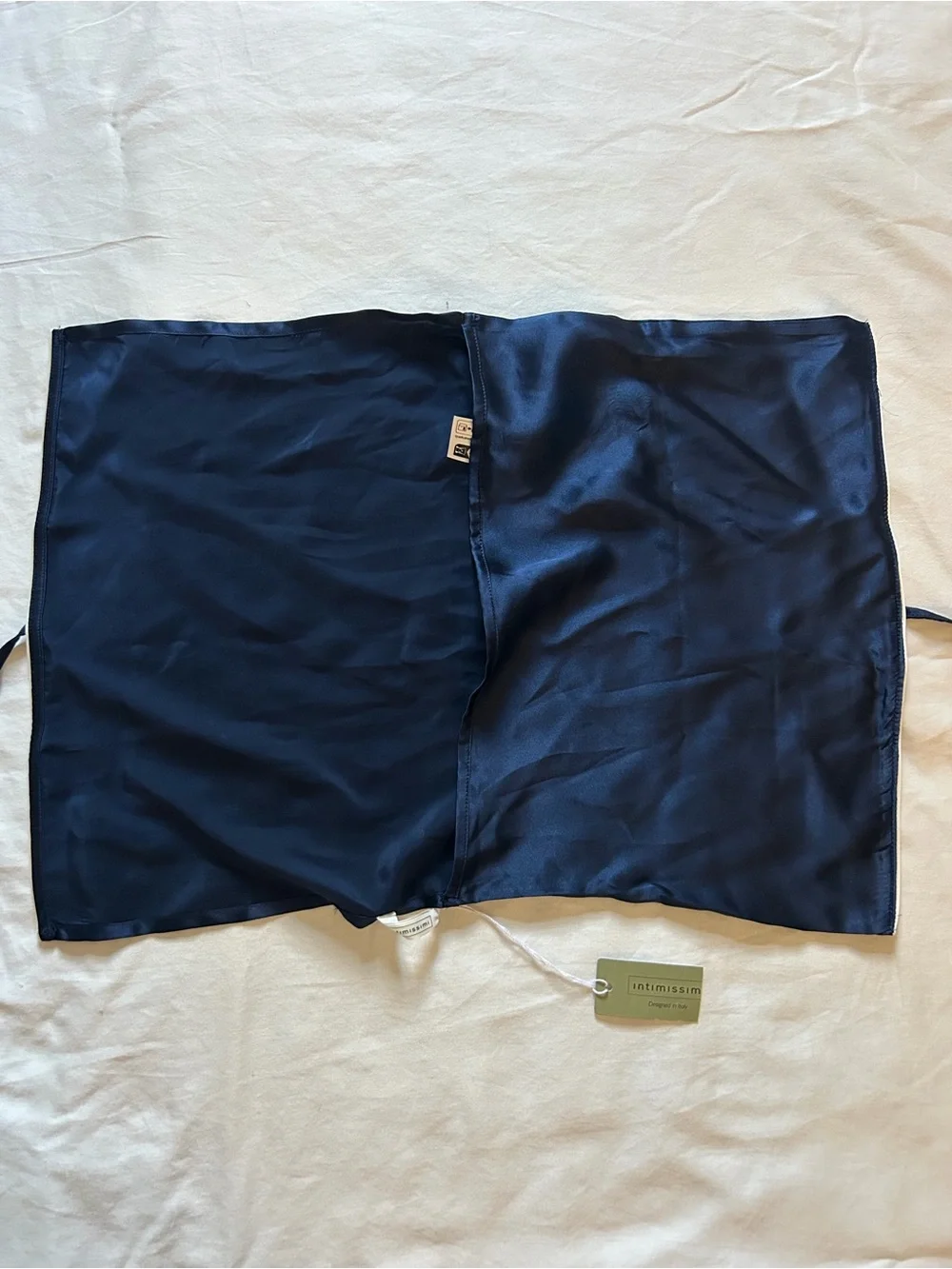 NWT intimissimi Navy Satin pillowcase